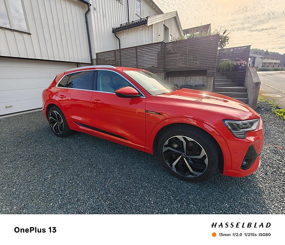 Audi e-tron 7 of 20