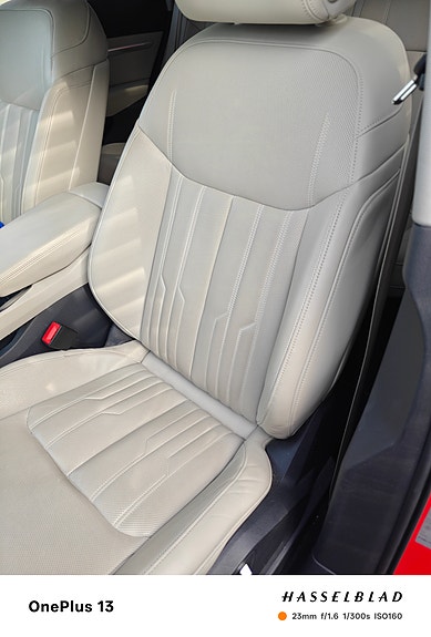 Audi e-tron 18 of 20