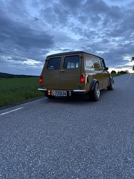 MINI 6 of 30