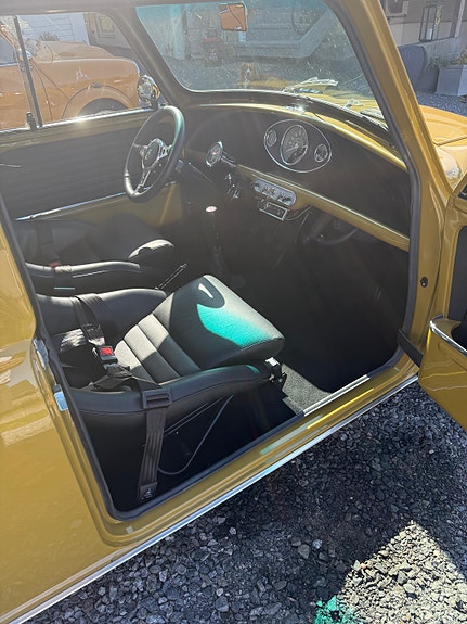 MINI 24 of 30