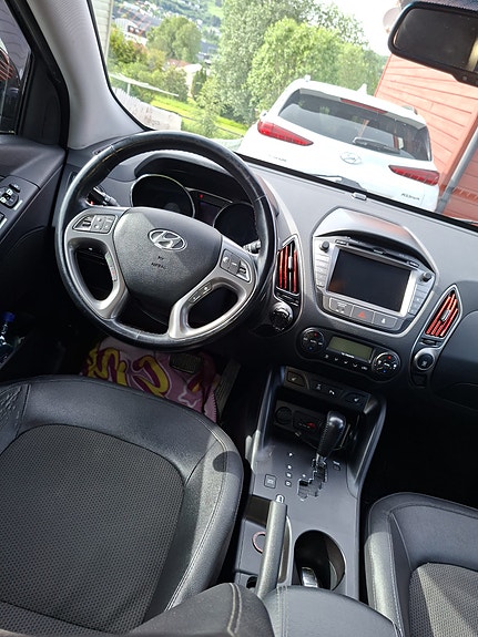 Hyundai ix35 9 of 14