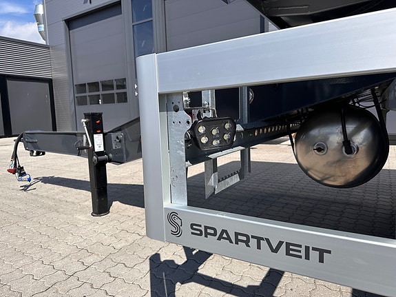 Spartveit DKJ-2 dumperkjerre 2 akslet SE EGENVEKTEN KUN 4400 KG - Leasing fra kr 5.173.- eks mva pr.mnd. 1 stk på lager! 3 of 4