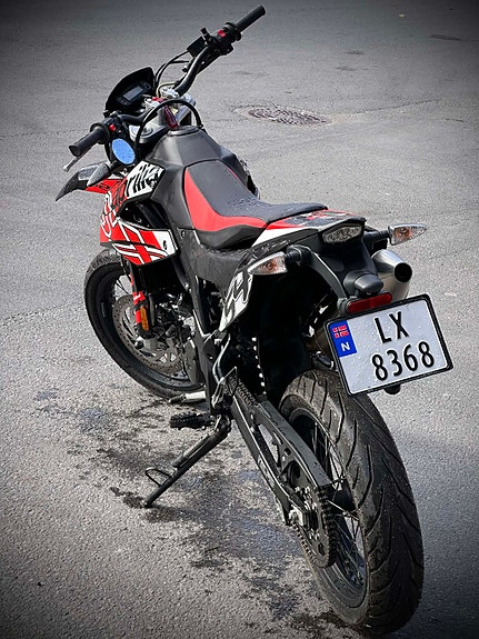 Aprilia SX 125 15 of 16