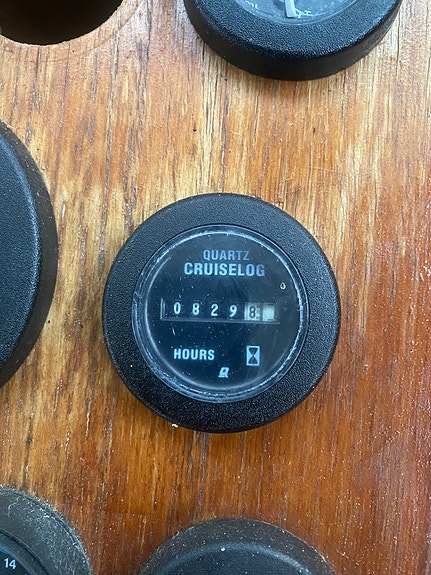 Komplett Mercruiser 7,3l 270 HK med Bravo 3X gear selges 4 of 26