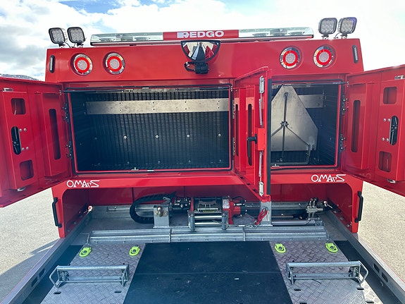 Volvo FM 380 2 of 5