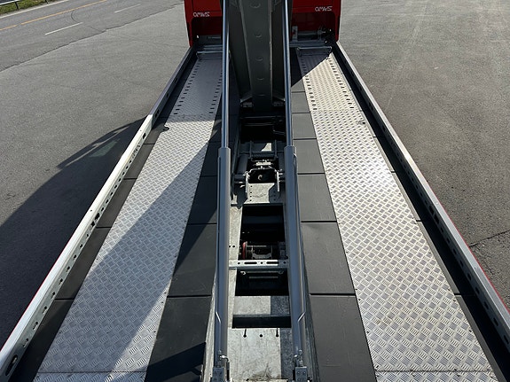 Volvo FM 380 3 of 5