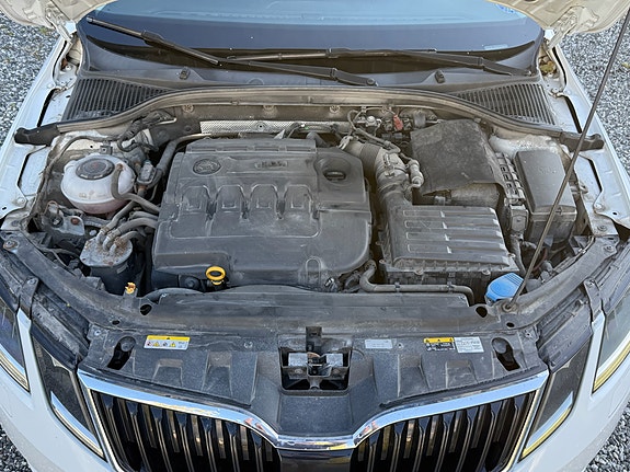 Skoda Octavia 10 of 24