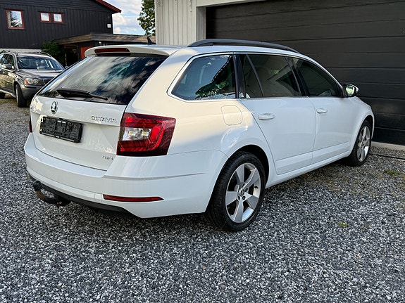 Skoda Octavia 5 of 24