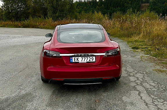 Tesla Model S 6 of 15