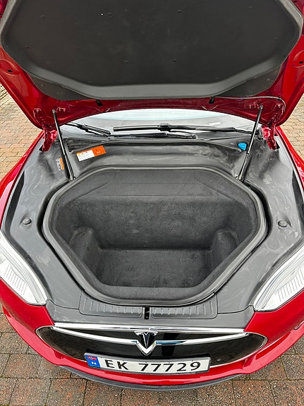 Tesla Model S 14 of 15