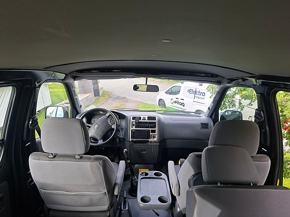 Toyota HiAce 20 of 25