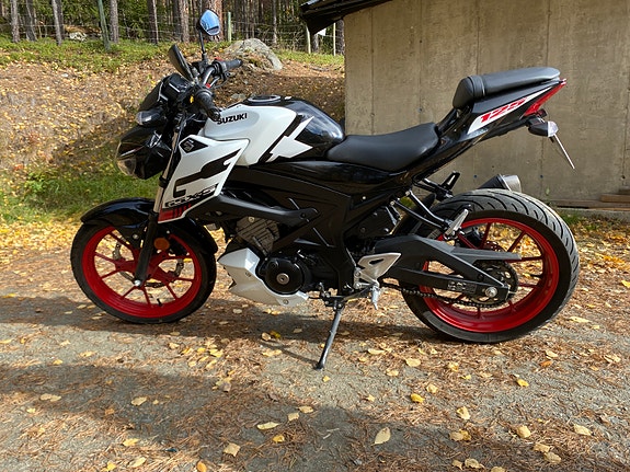 Suzuki Suzuki gsx s125 2 of 5