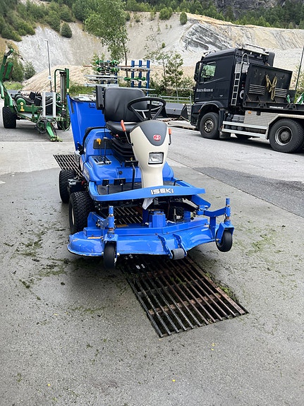 Iseki SFH240 6 of 6