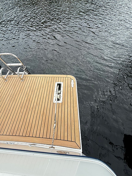 Påkostet Benetau Antares 760 selges 24 of 30