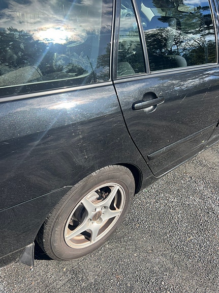 Toyota Corolla 5 of 7