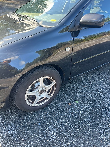 Toyota Corolla 2 of 7