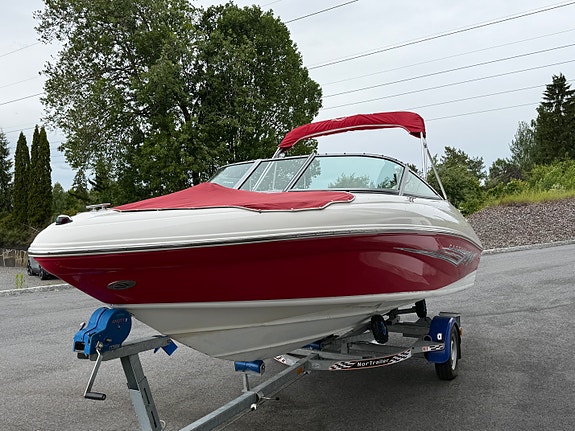 Rinker Captiva 192 til salgs. 135HK bensin 2 of 5
