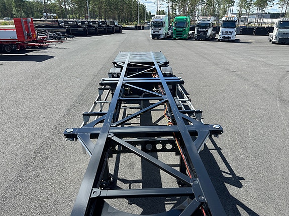 LeciTrailer Containerchassie ADR classification 10 of 12