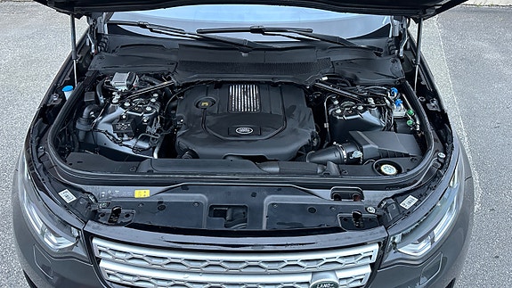 Land Rover Discovery 5 3 of 30