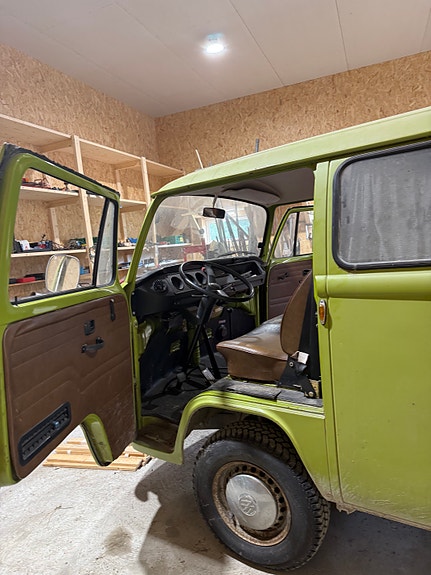 Volkswagen Transporter 14 of 30