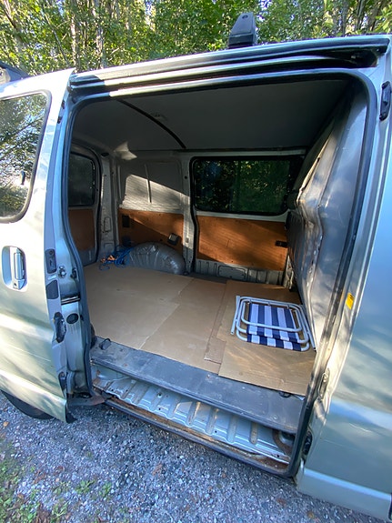 Toyota HiAce 4 of 18