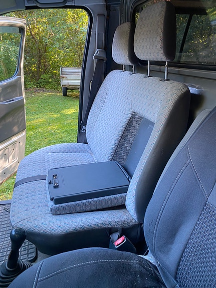 Toyota HiAce 10 of 18