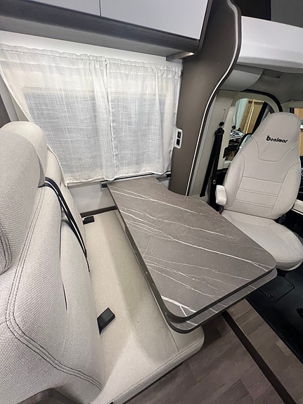 Benimar TESSORO 430 UNDER 6M.  Dette er en helt ny bil 22 of 30