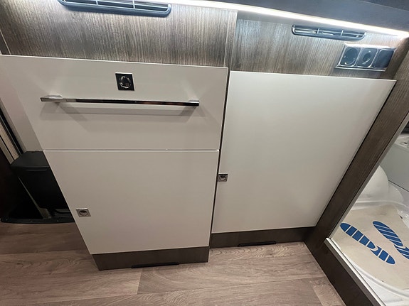 Benimar TESSORO 430 UNDER 6M.  Dette er en helt ny bil 15 of 30