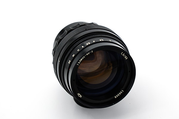 ! Objektiv Helios-40-2 85mm f1.5 M42 black