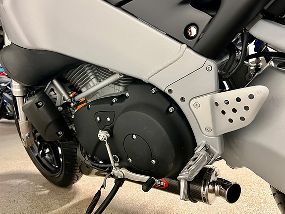 Buell XB9R 20 of 30