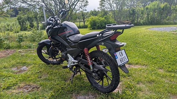 Honda CBF 3 of 5