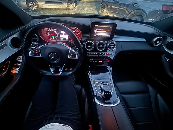 Mercedes-Benz 250 21 of 27