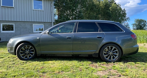 Audi A6 4 of 5