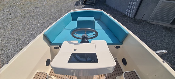Nydelig Elektrisk båt, JR Yachts Classic 7 5 of 30