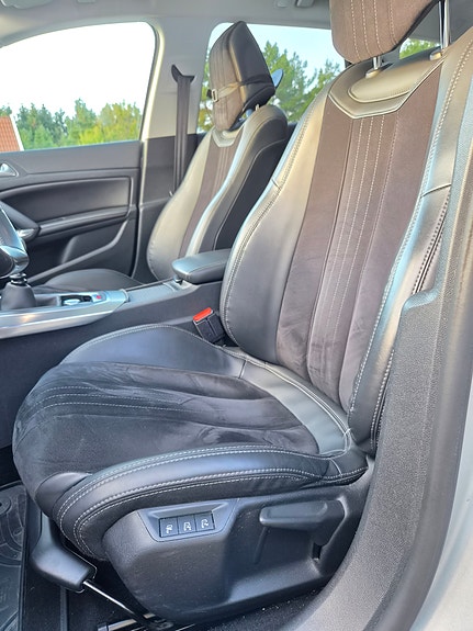 Peugeot 308 17 of 30