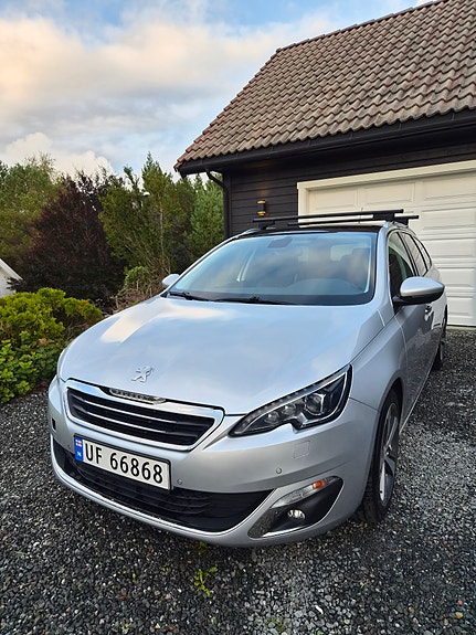 Peugeot 308 11 of 30
