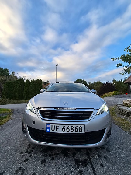 Peugeot 308 5 of 30