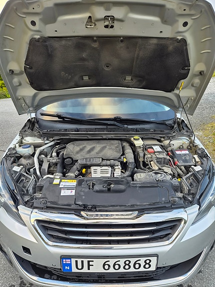 Peugeot 308 9 of 30