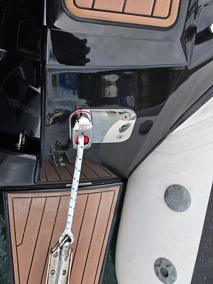 Brig Eagle 8 - Mercury 300 V8 29 of 30