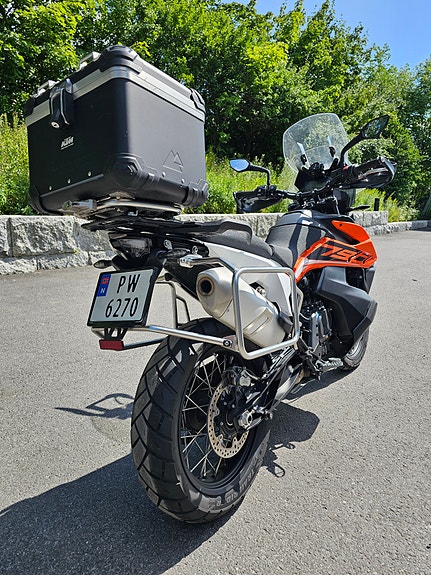 KTM 790 Adventure 4 of 10