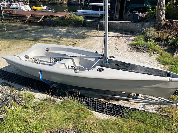 RS Vision 4 of 13
