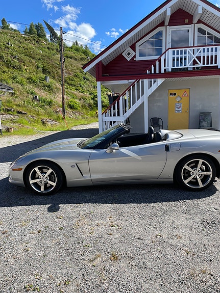 Chevrolet Corvette 5 of 5