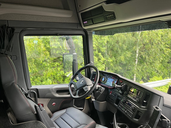 Scania R590 Highline 10 of 10