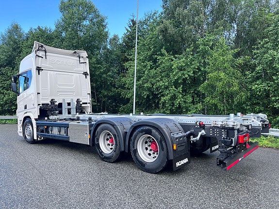 Scania R590 Highline 2 of 10