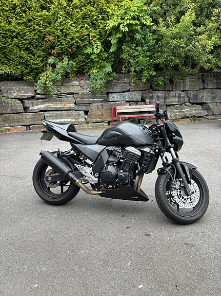 Kawasaki Z750 12 of 12