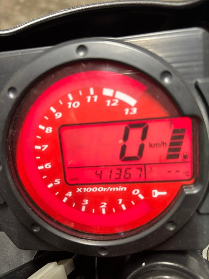 Kawasaki Z750 4 of 5
