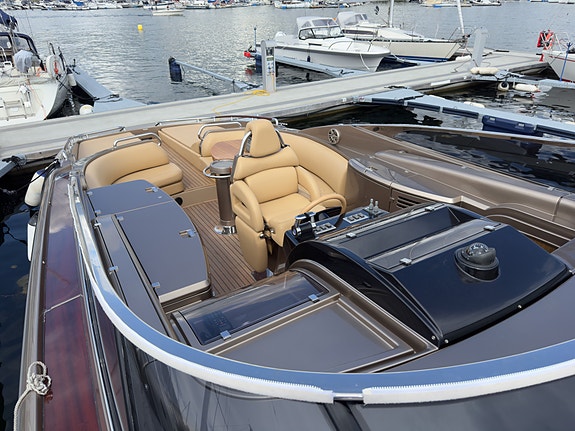 Leveringsklar Rivarama 44 - 2 x MAN R6 800 23 of 30