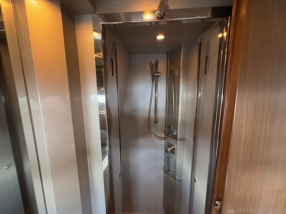 Leveringsklar Rivarama 44 - 2 x MAN R6 800 30 of 30