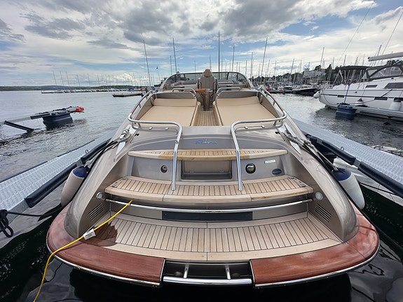 Leveringsklar Rivarama 44 - 2 x MAN R6 800 22 of 30
