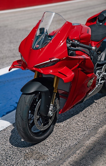 Ducati Panigale V4 / V4 S 7 of 12